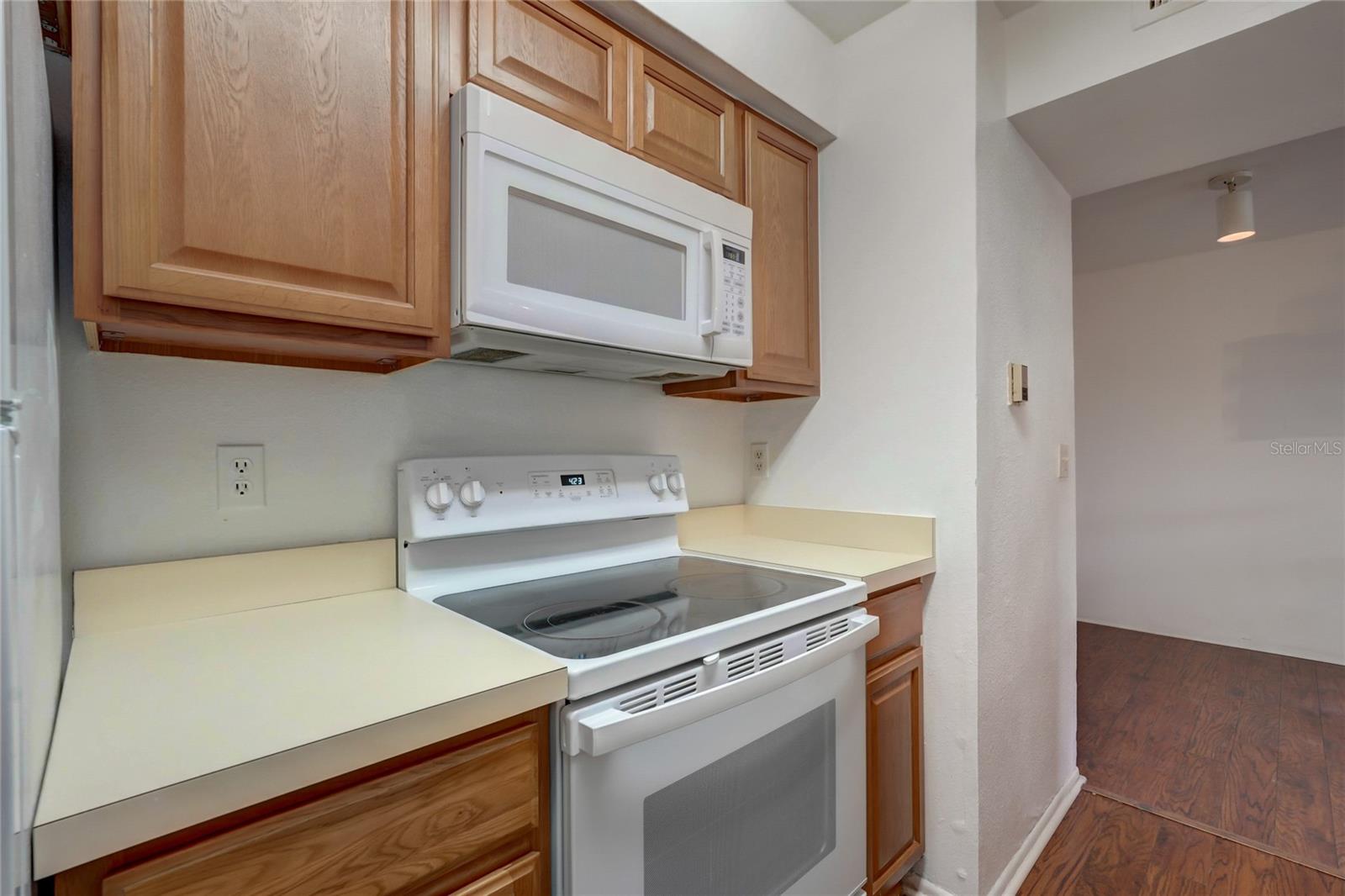 BLOSSOM PARK VILLAS - Residential