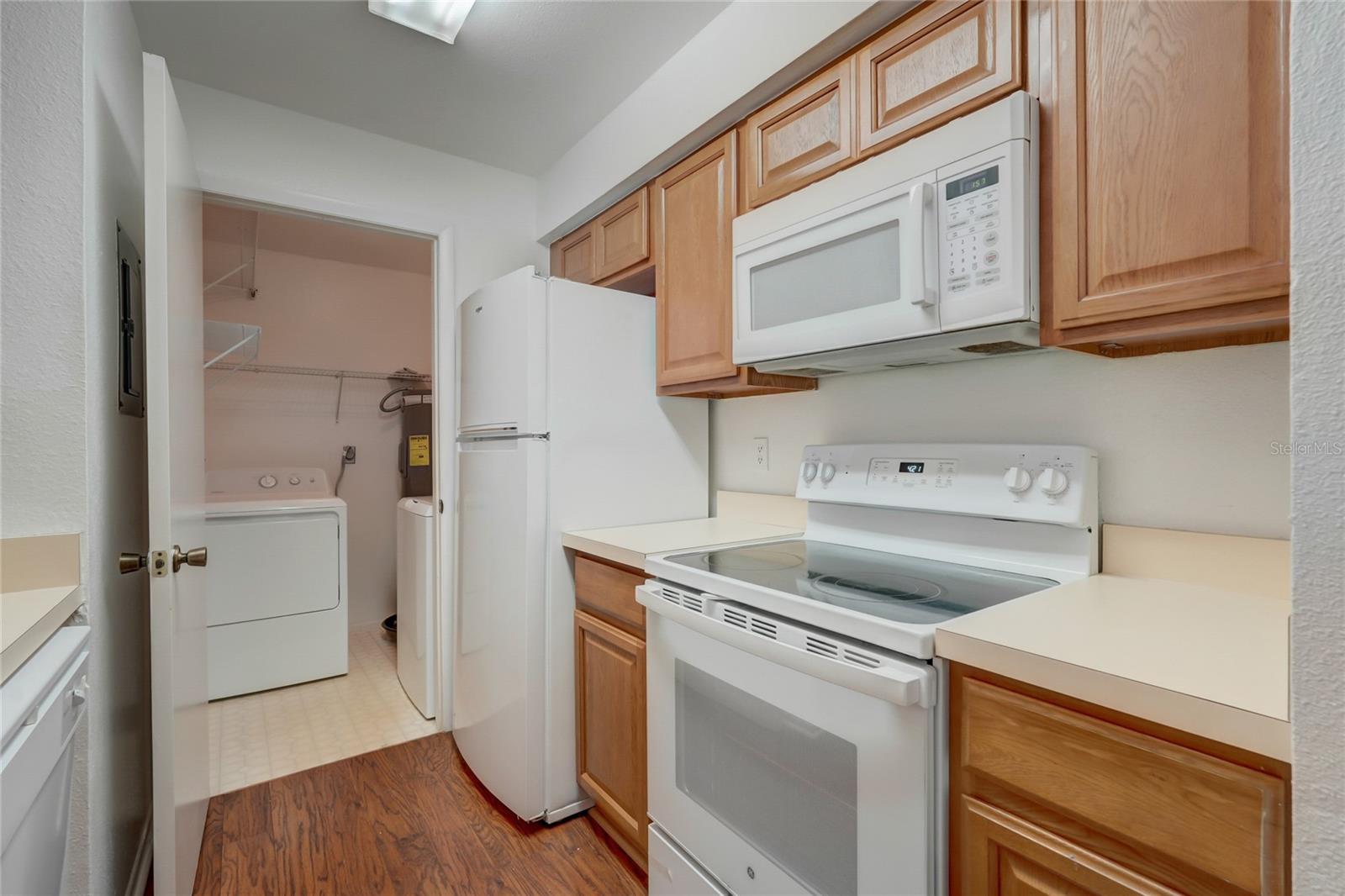 BLOSSOM PARK VILLAS - Residential