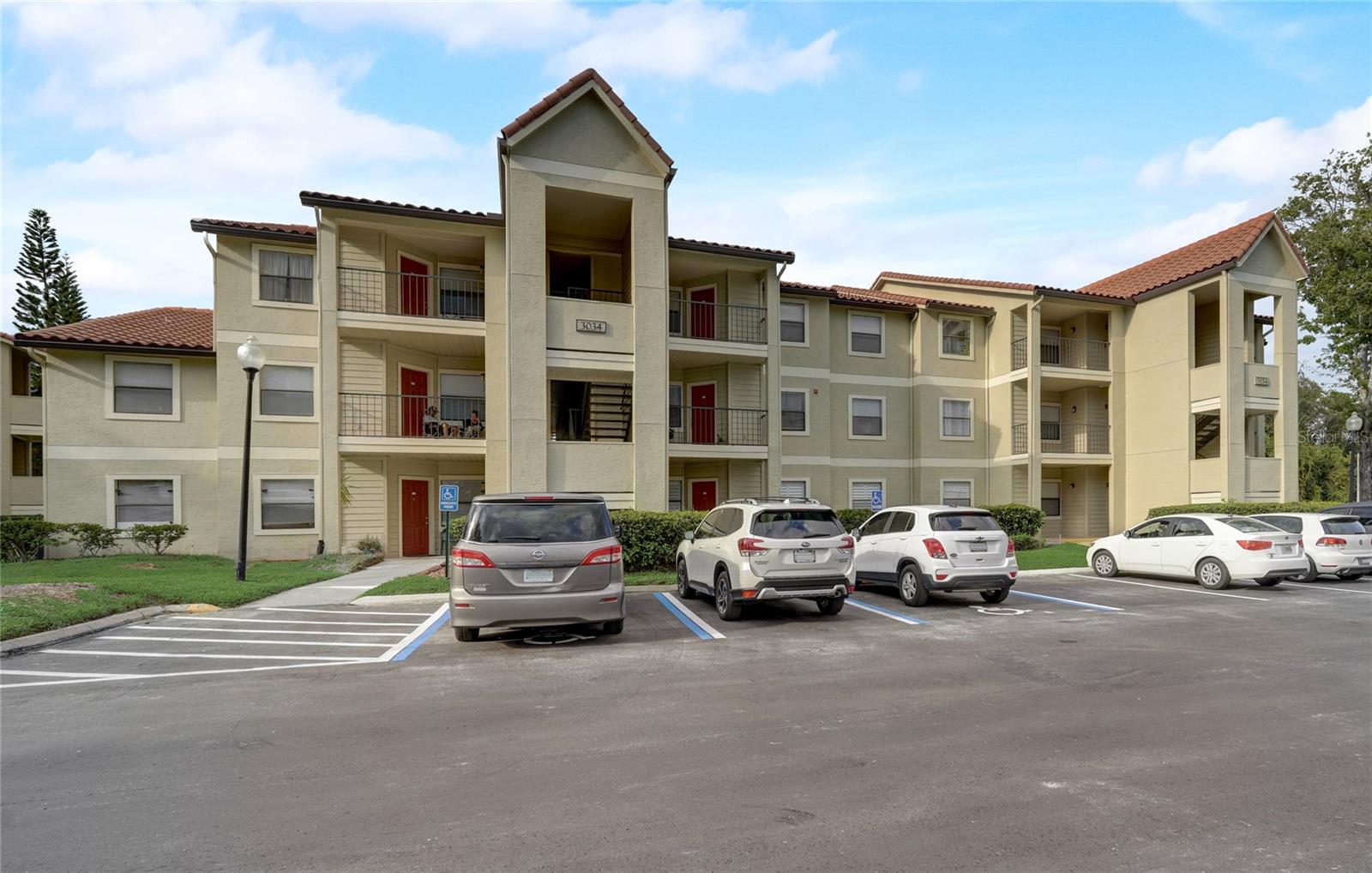 BLOSSOM PARK VILLAS - Residential