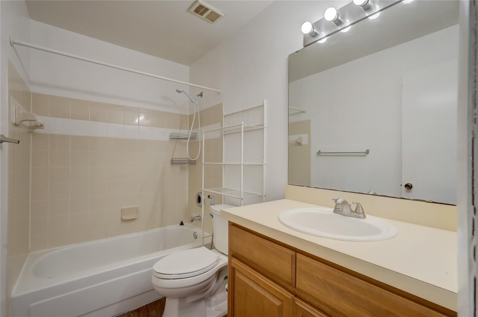 BLOSSOM PARK VILLAS - Residential