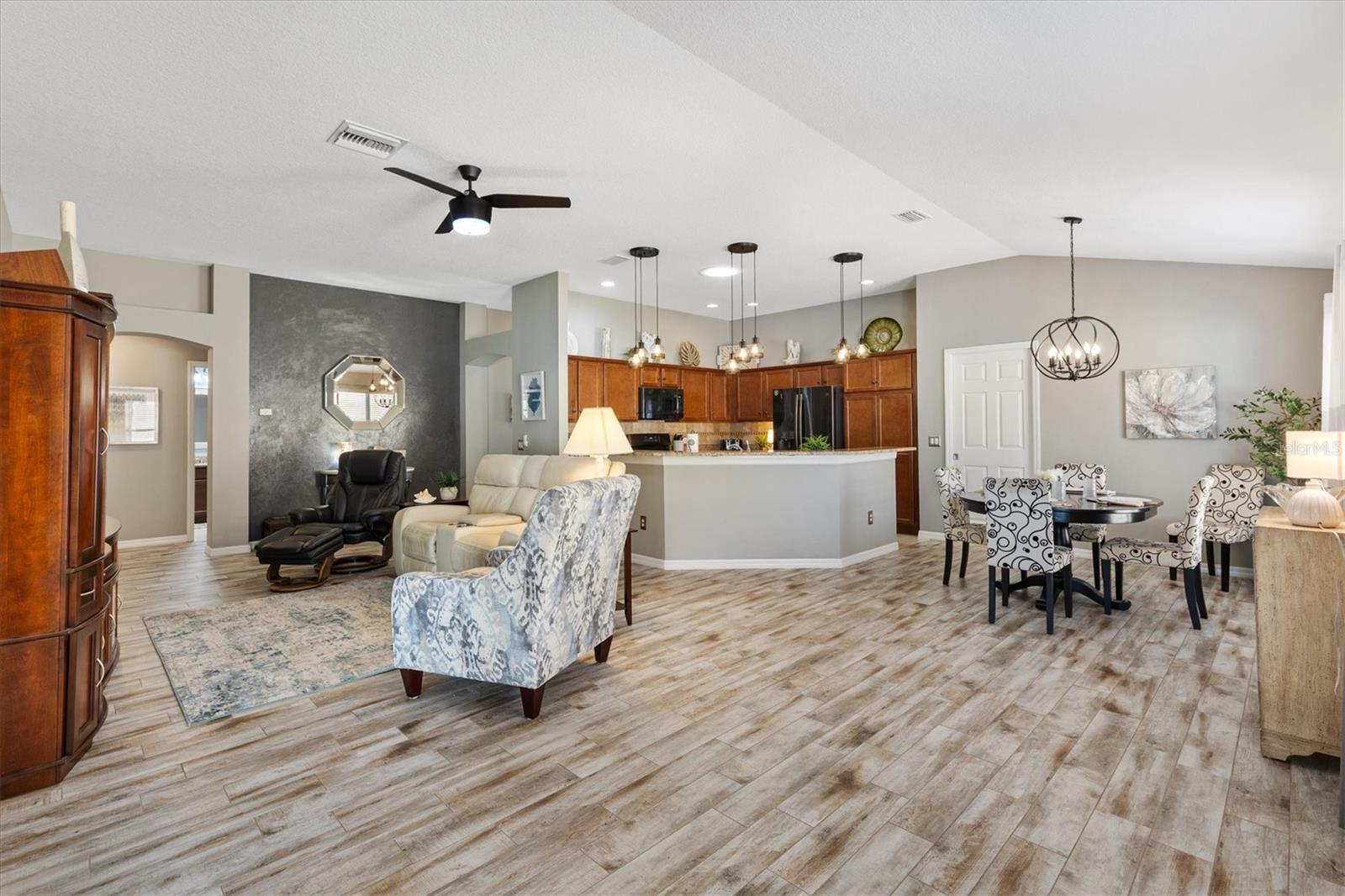 VILLAGES OF SUMTER FAIRWINDS VILLAS - Residential