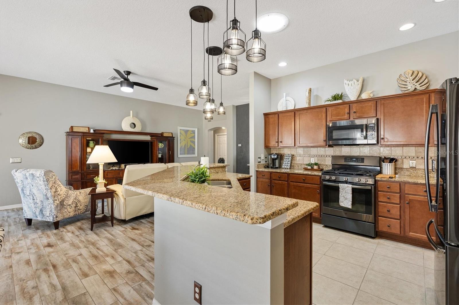 VILLAGES OF SUMTER FAIRWINDS VILLAS - Residential