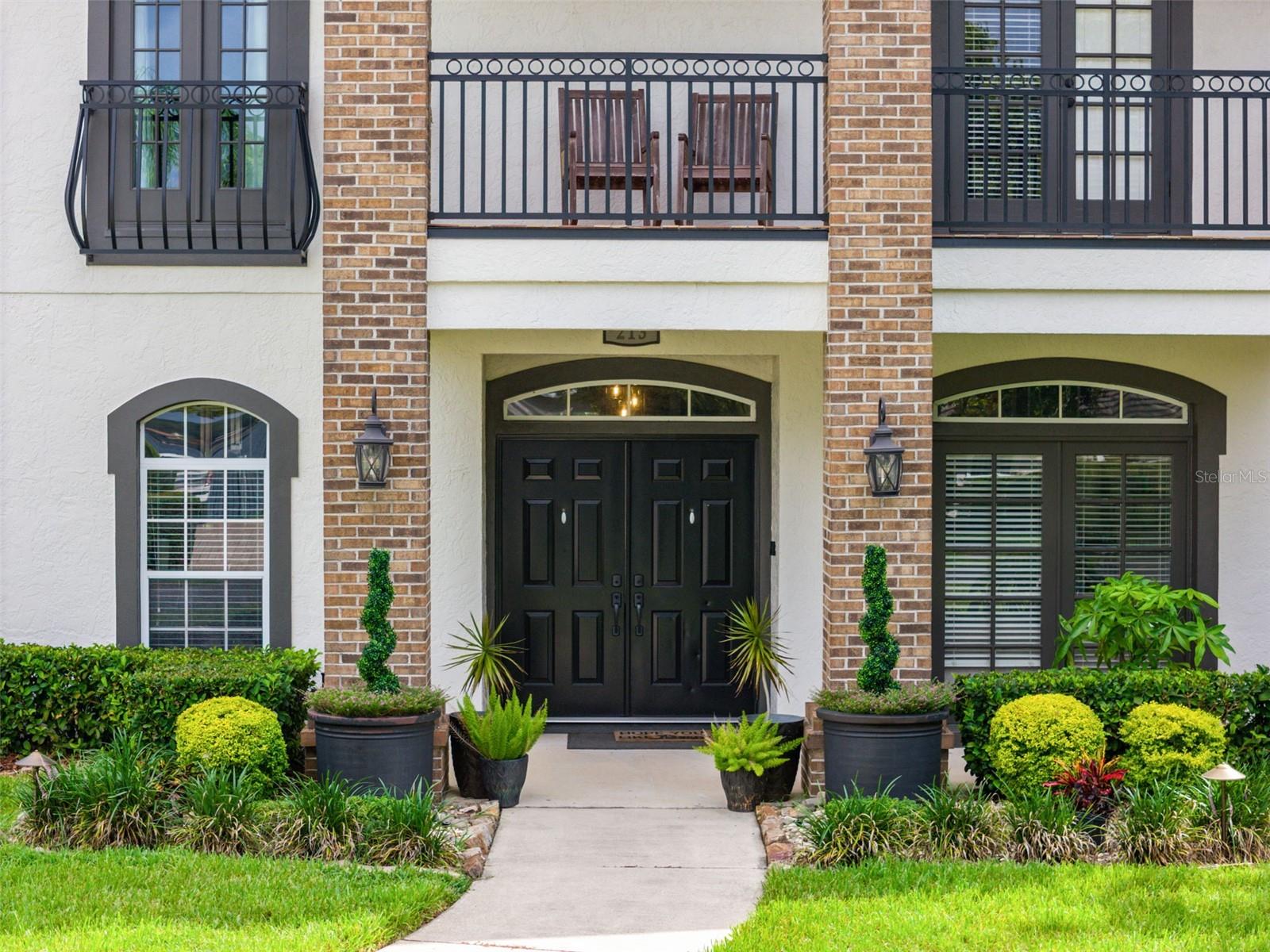 213 N MONTEREY ISLE