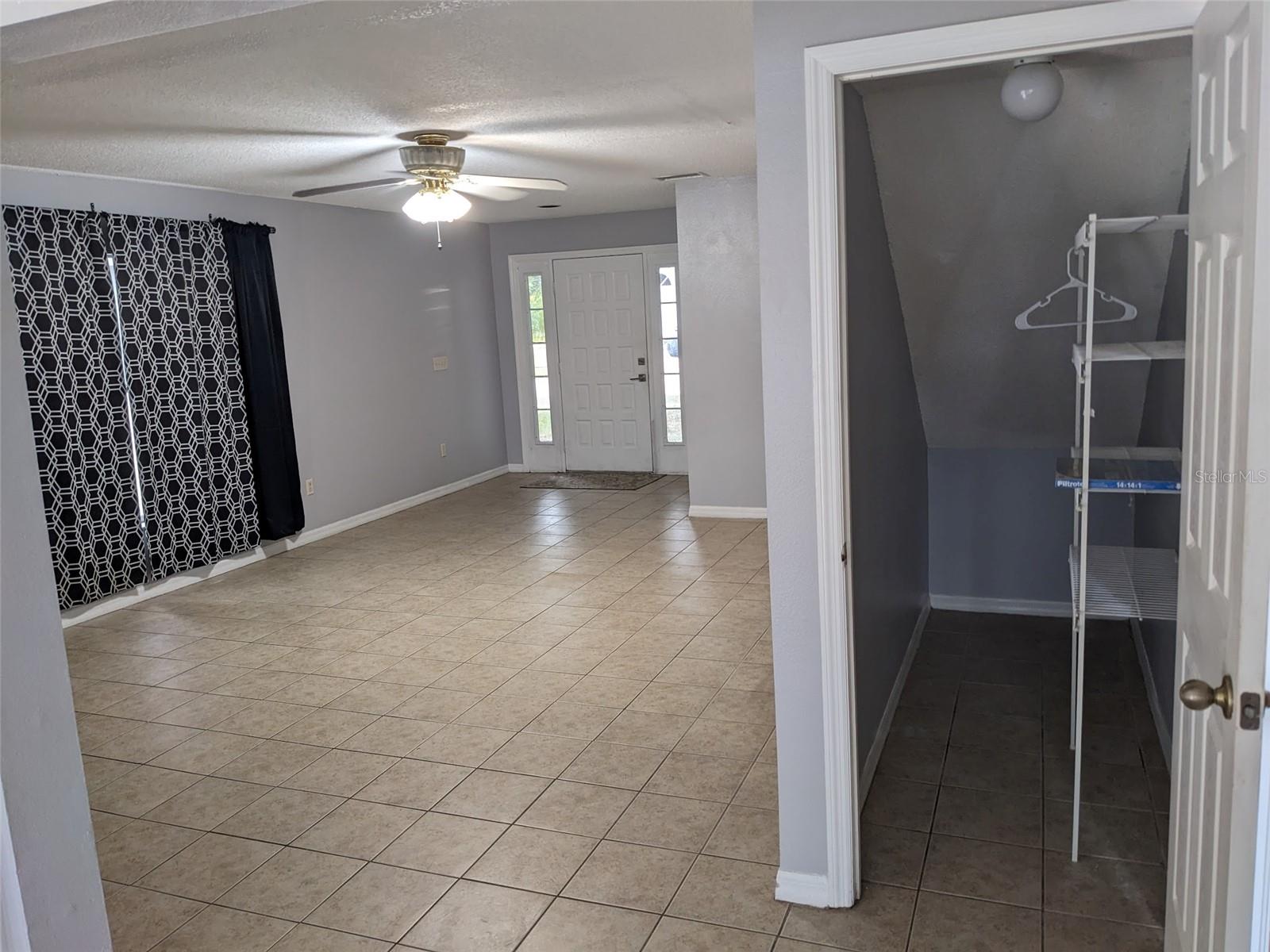 WILLOW BEND TR MF02 - Residential Lease