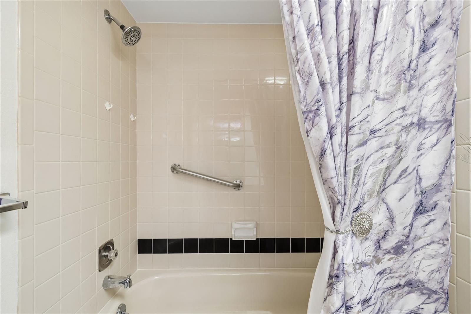 HIGHLAND LAKES PATIO CONDO 1 - Residential