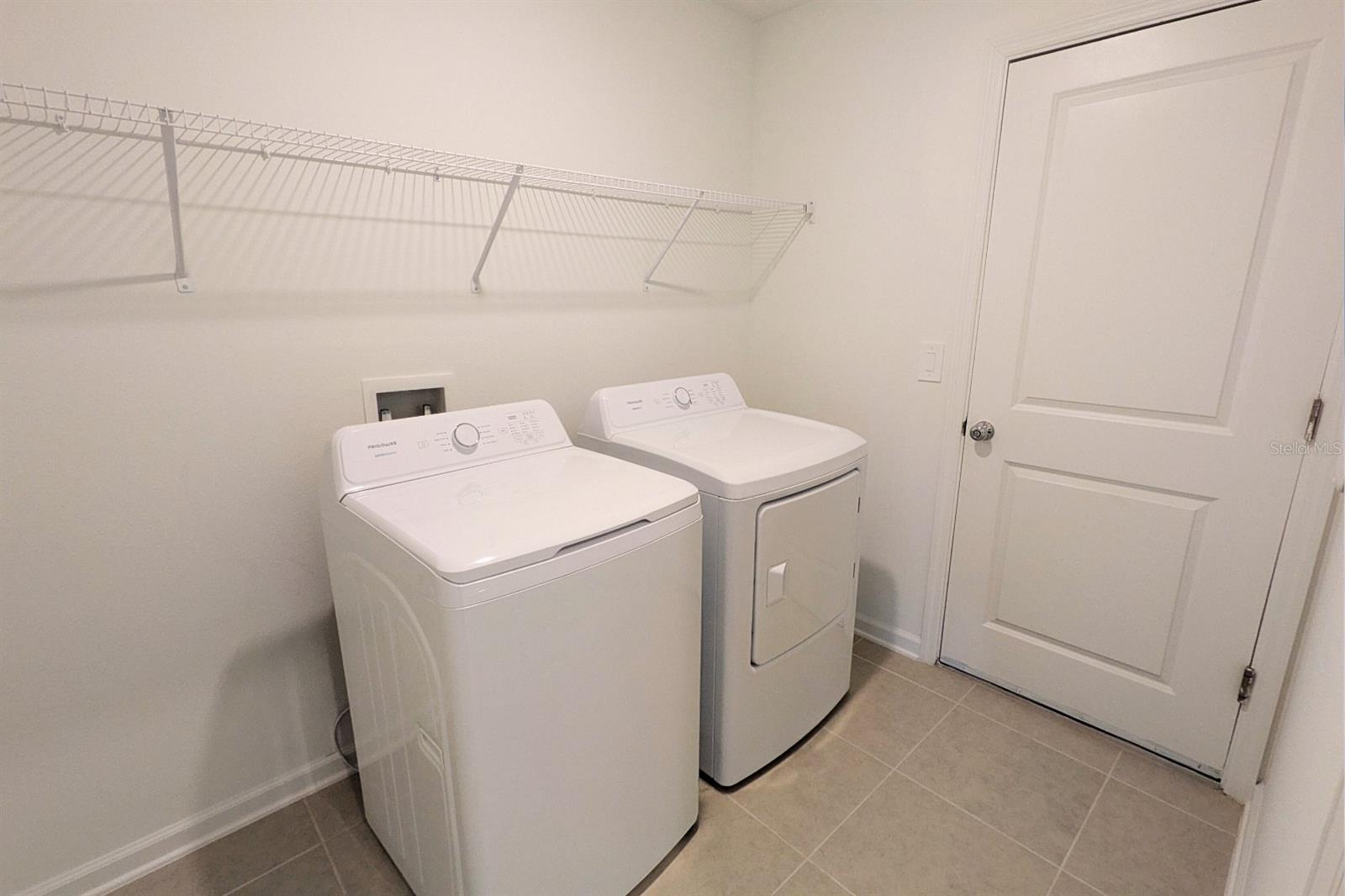 HUNT CLUB/LK WALES PH 1 - Residential Lease