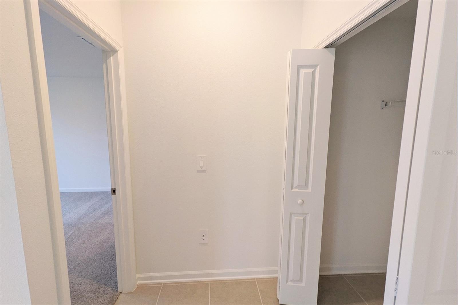 HUNT CLUB/LK WALES PH 1 - Residential Lease