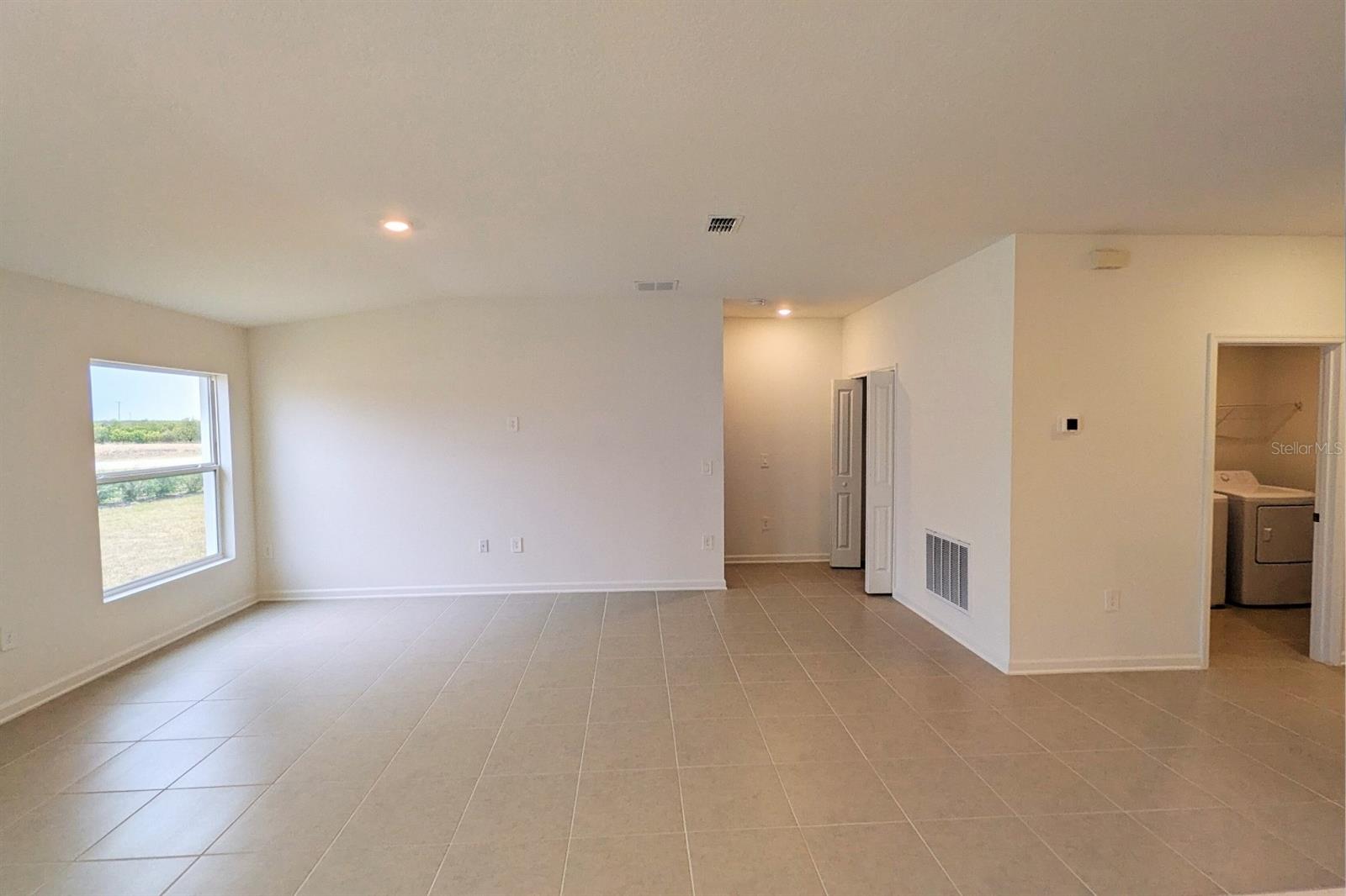 HUNT CLUB/LK WALES PH 1 - Residential Lease