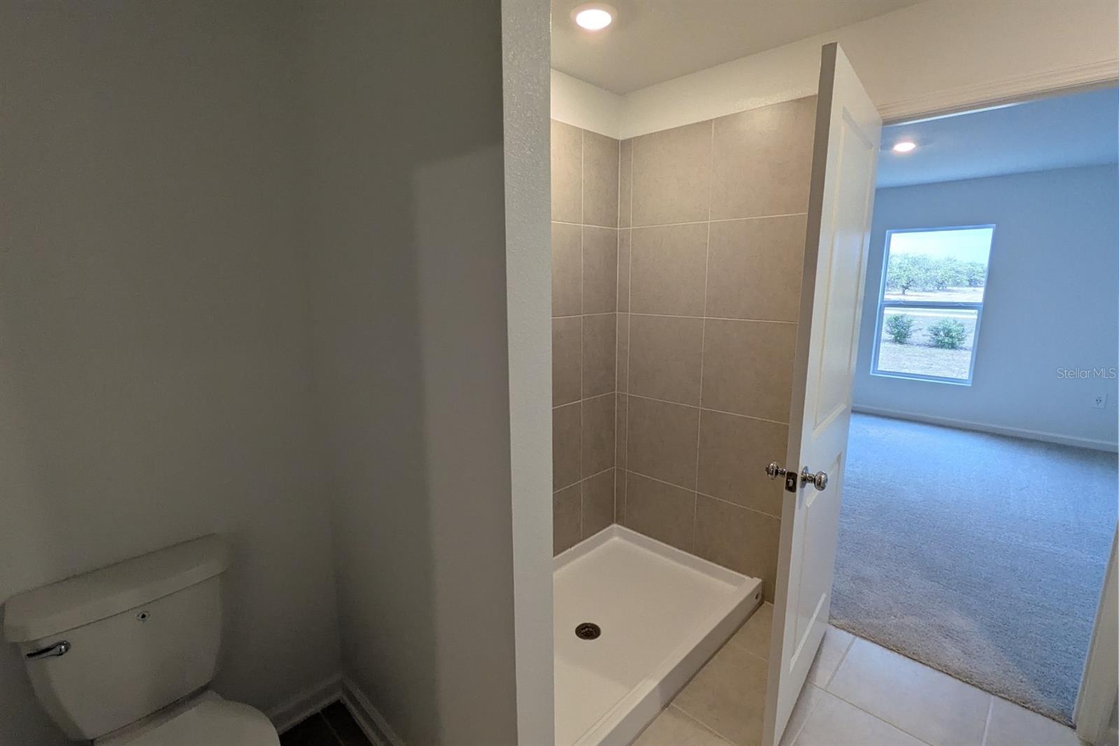 HUNT CLUB/LK WALES PH 1 - Residential Lease