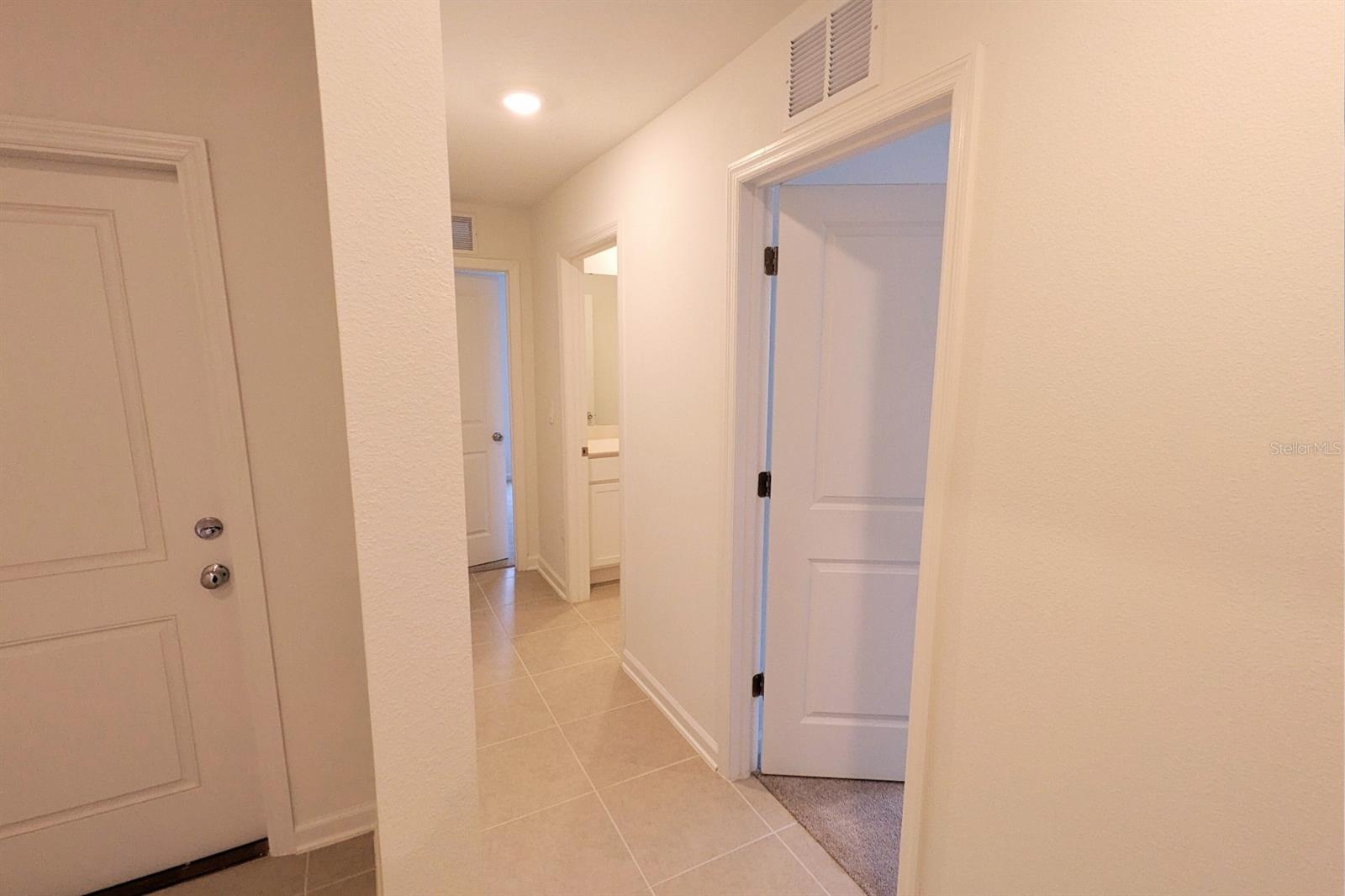 HUNT CLUB/LK WALES PH 1 - Residential Lease