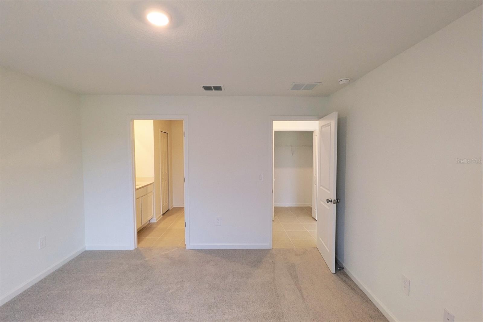 HUNT CLUB/LK WALES PH 1 - Residential Lease