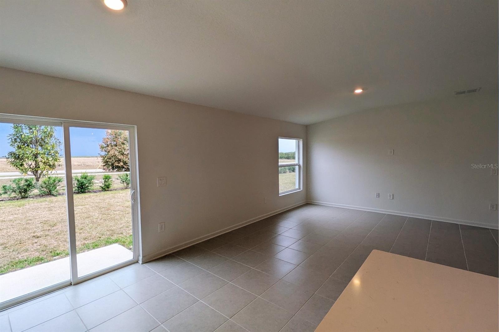 HUNT CLUB/LK WALES PH 1 - Residential Lease