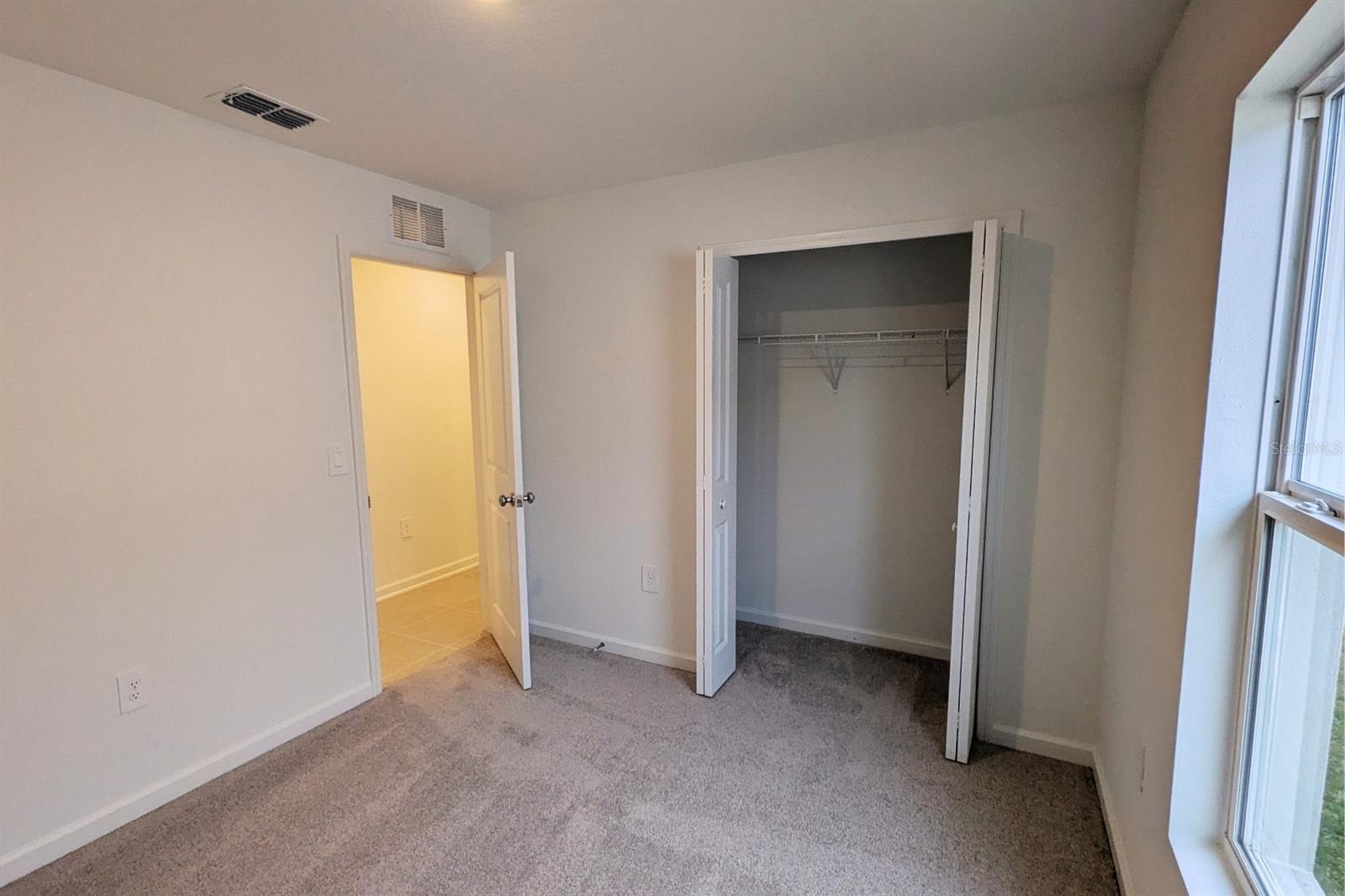 HUNT CLUB/LK WALES PH 1 - Residential Lease