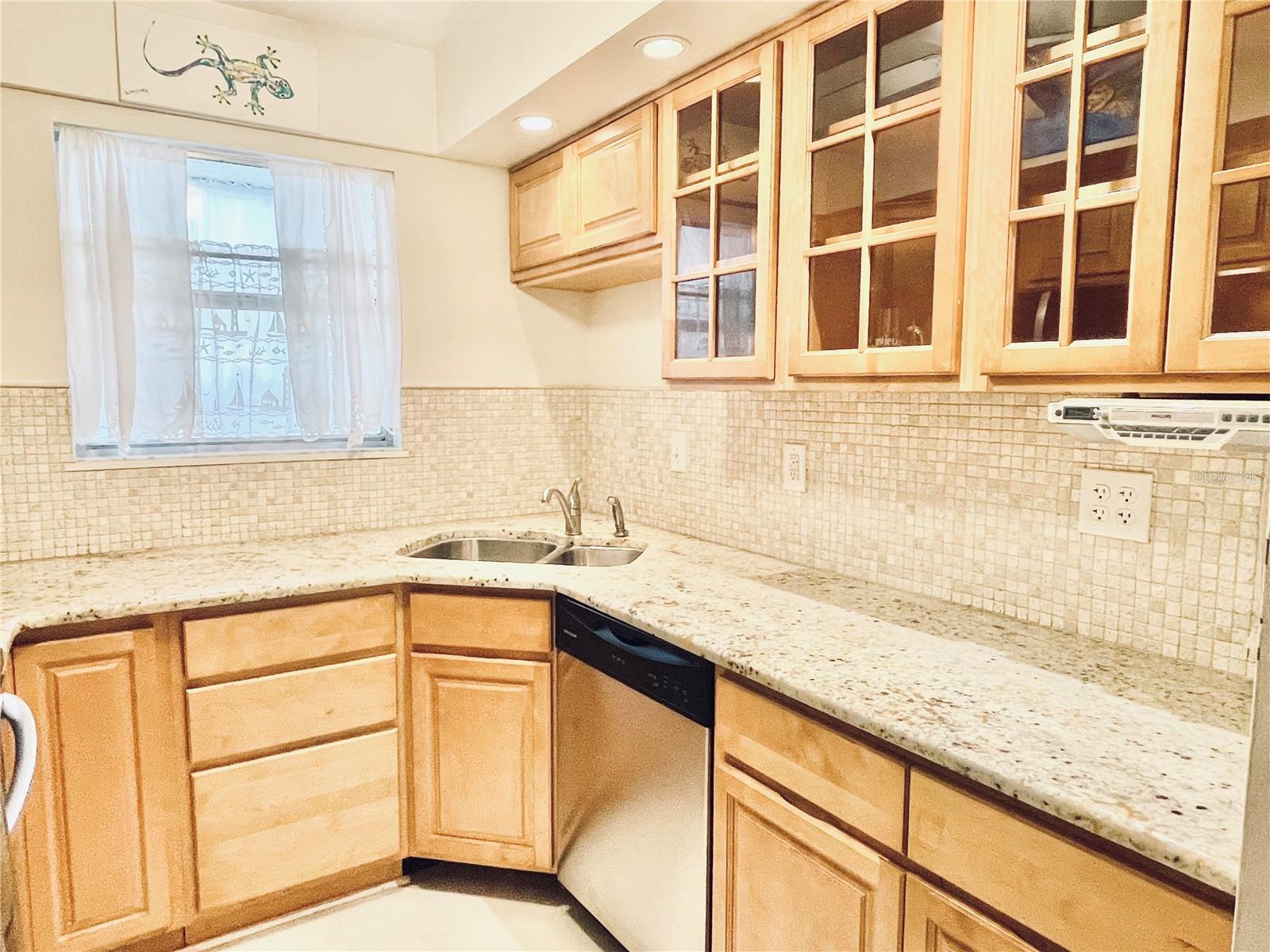 421 WINDRUSH BAY DRIVE 421