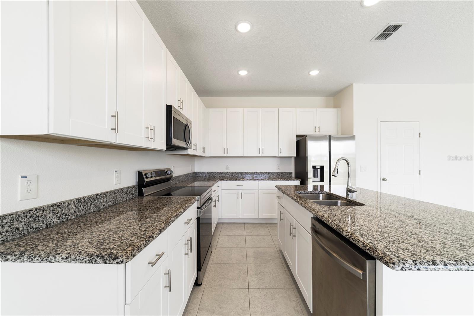 TARPON BAY PH 2 - Residential