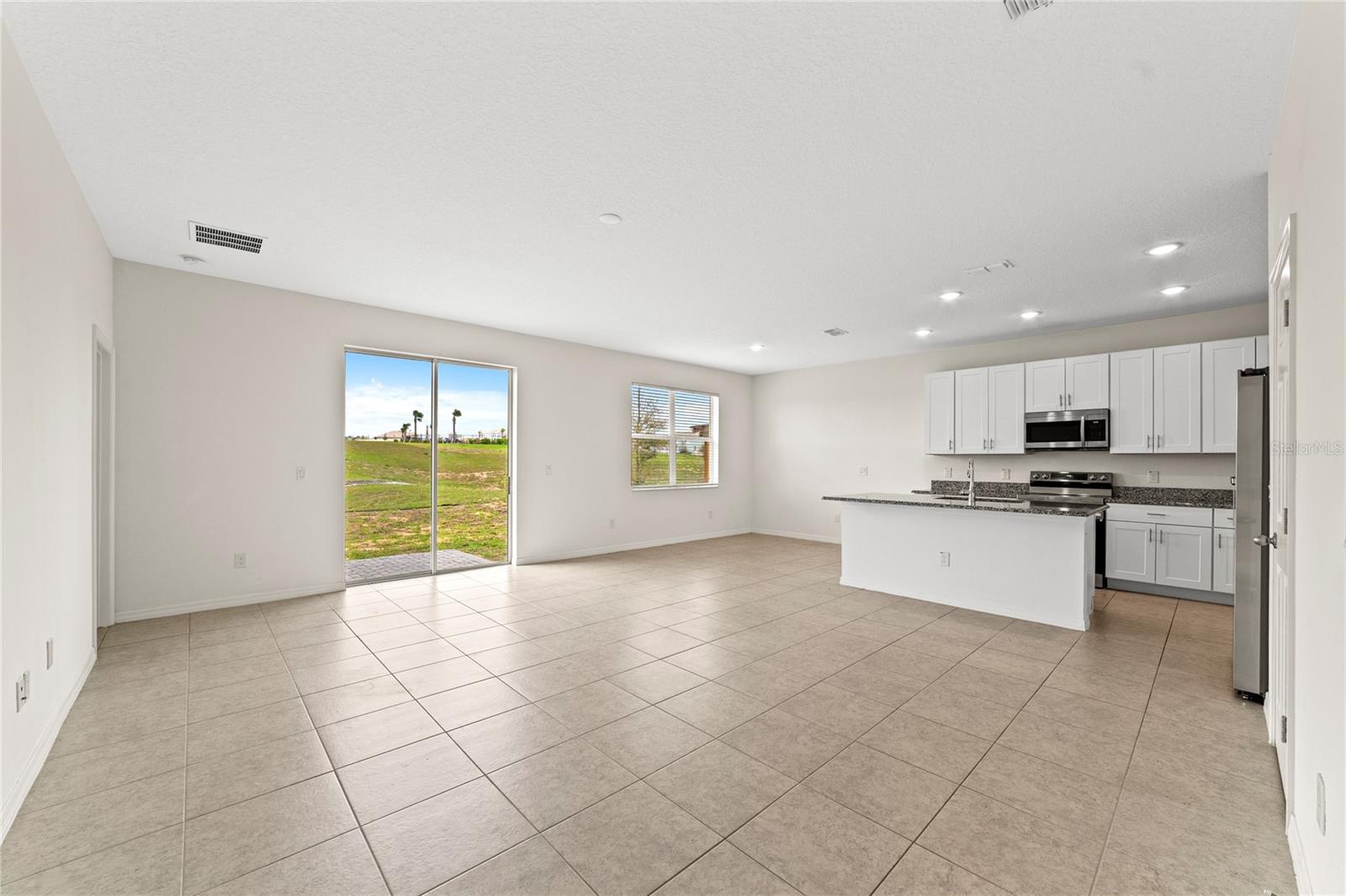 TARPON BAY PH 2 - Residential