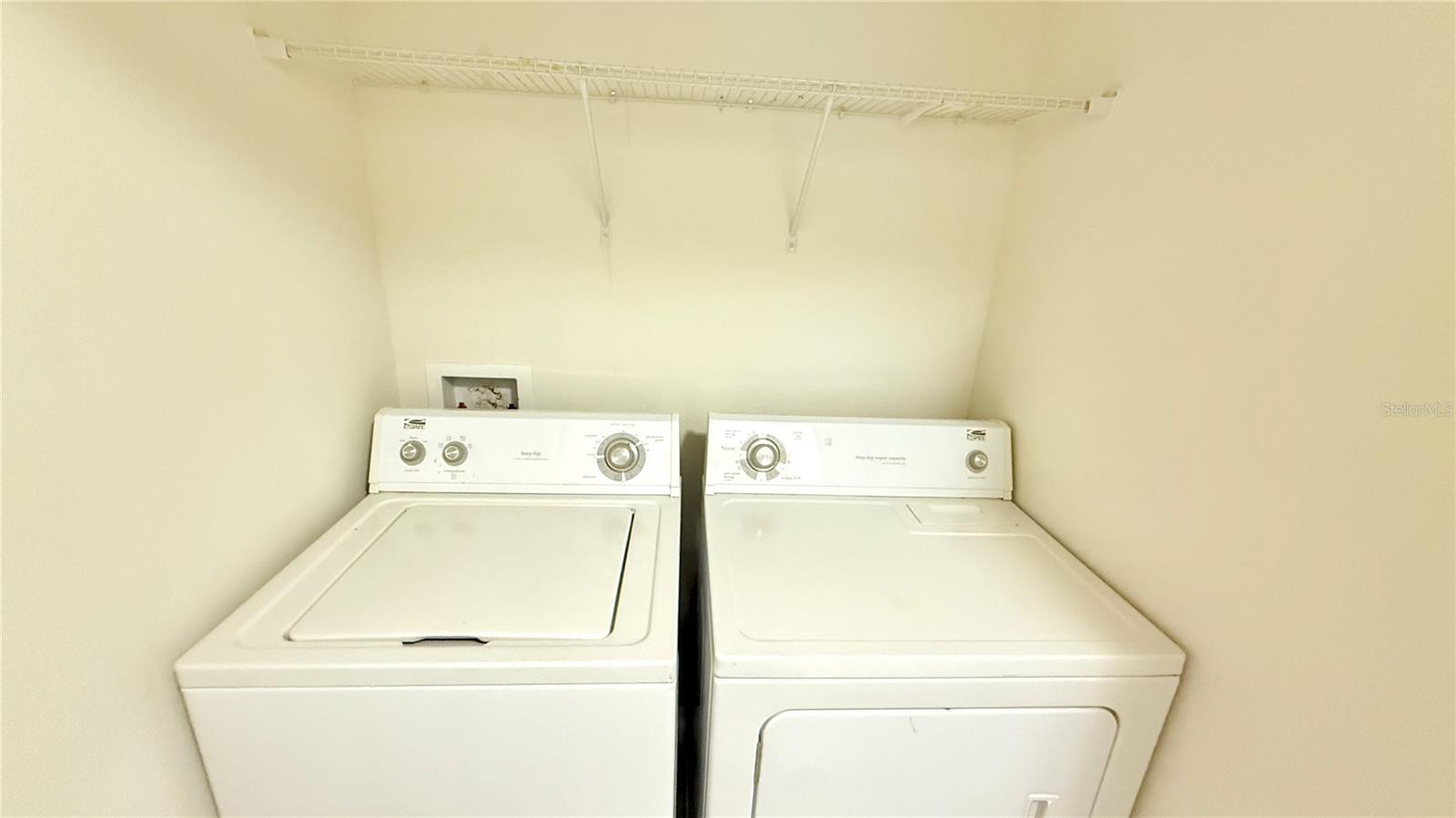 ALOMA TRAILS - Residential