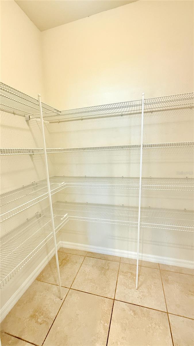 ALOMA TRAILS - Residential