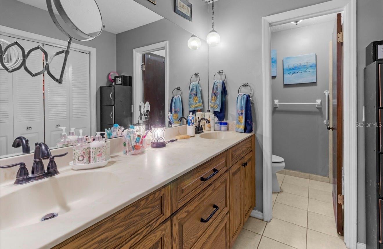 OAKBRIAR - Residential