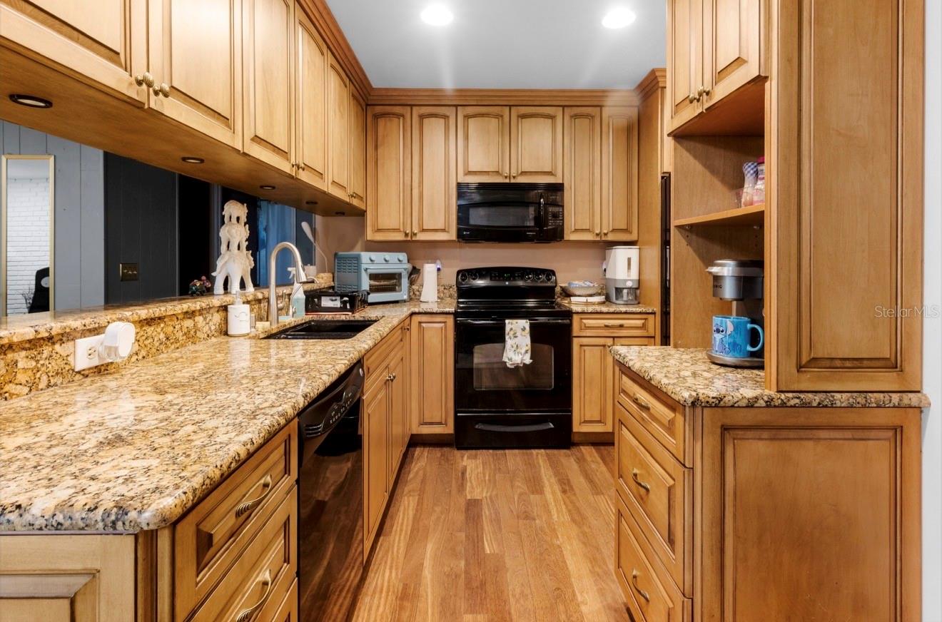 OAKBRIAR - Residential