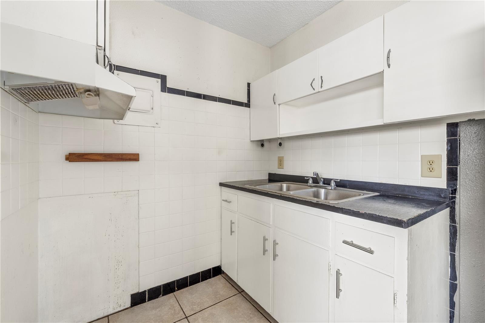 MOORES - Residential