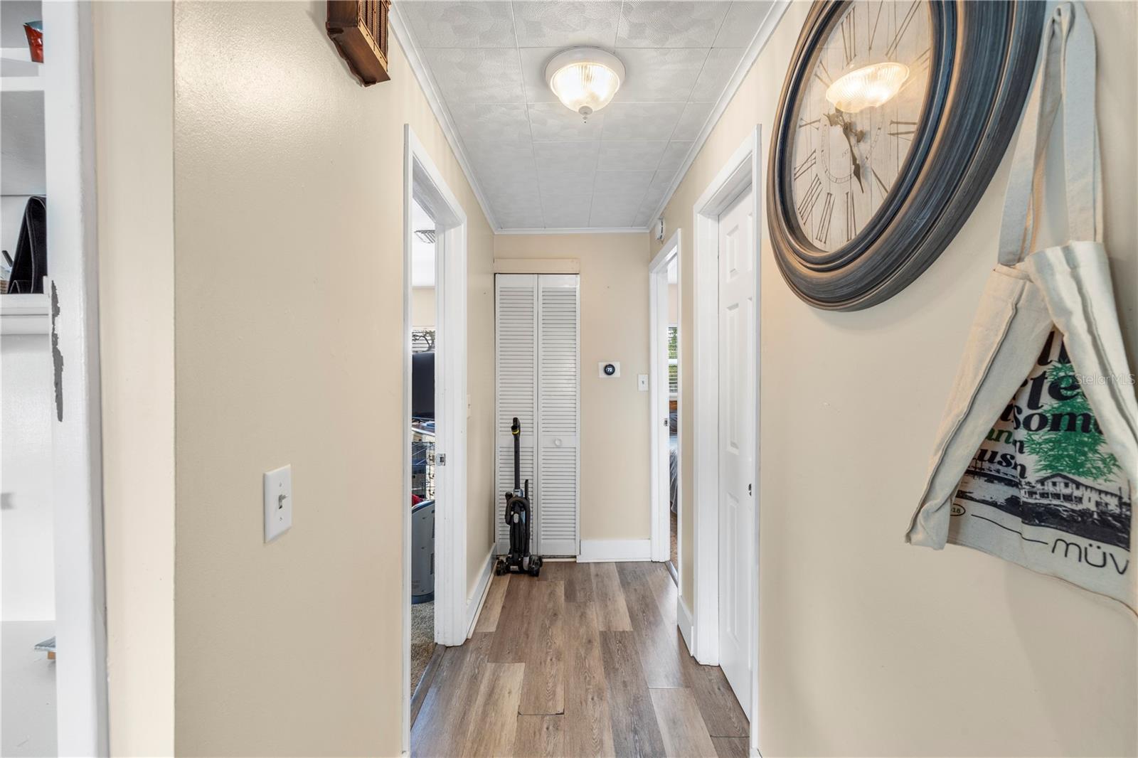 MOORES - Residential
