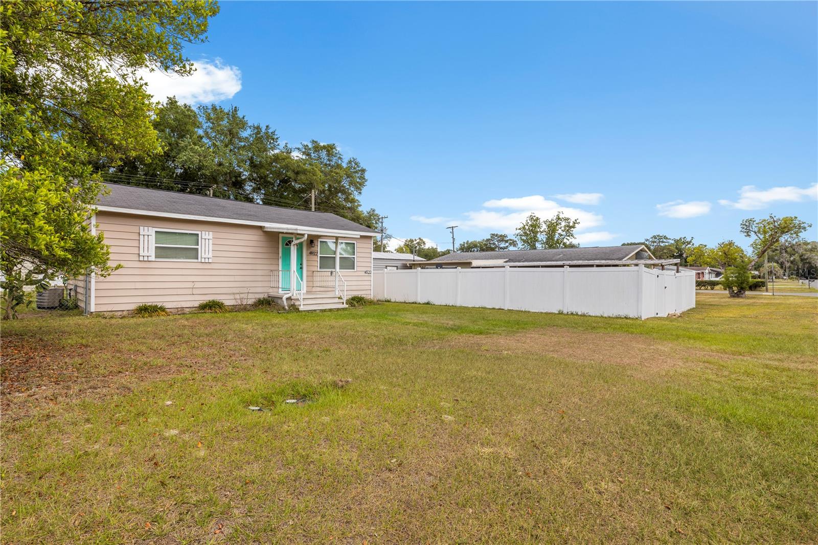 MOORES - Residential