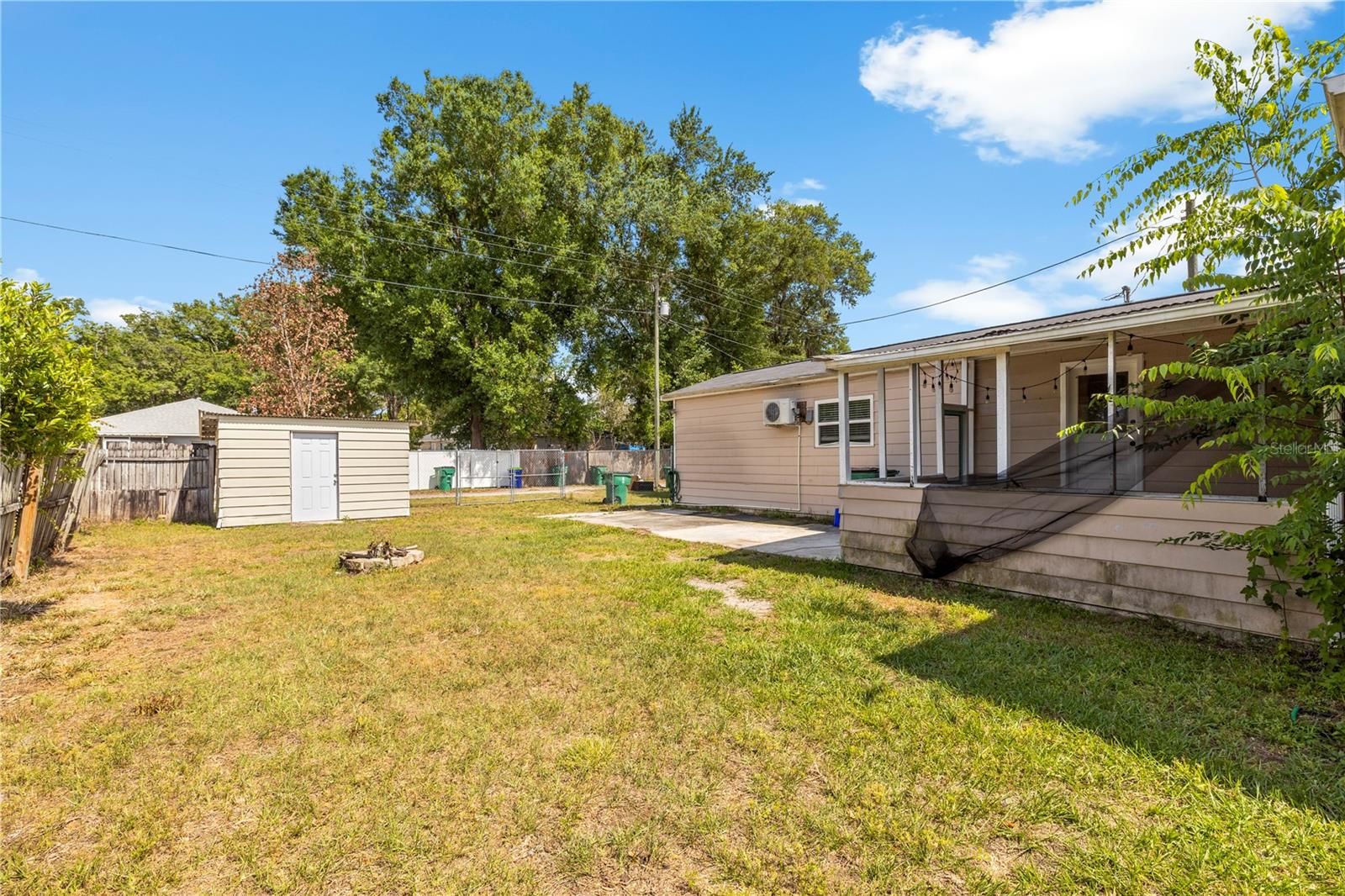 MOORES - Residential