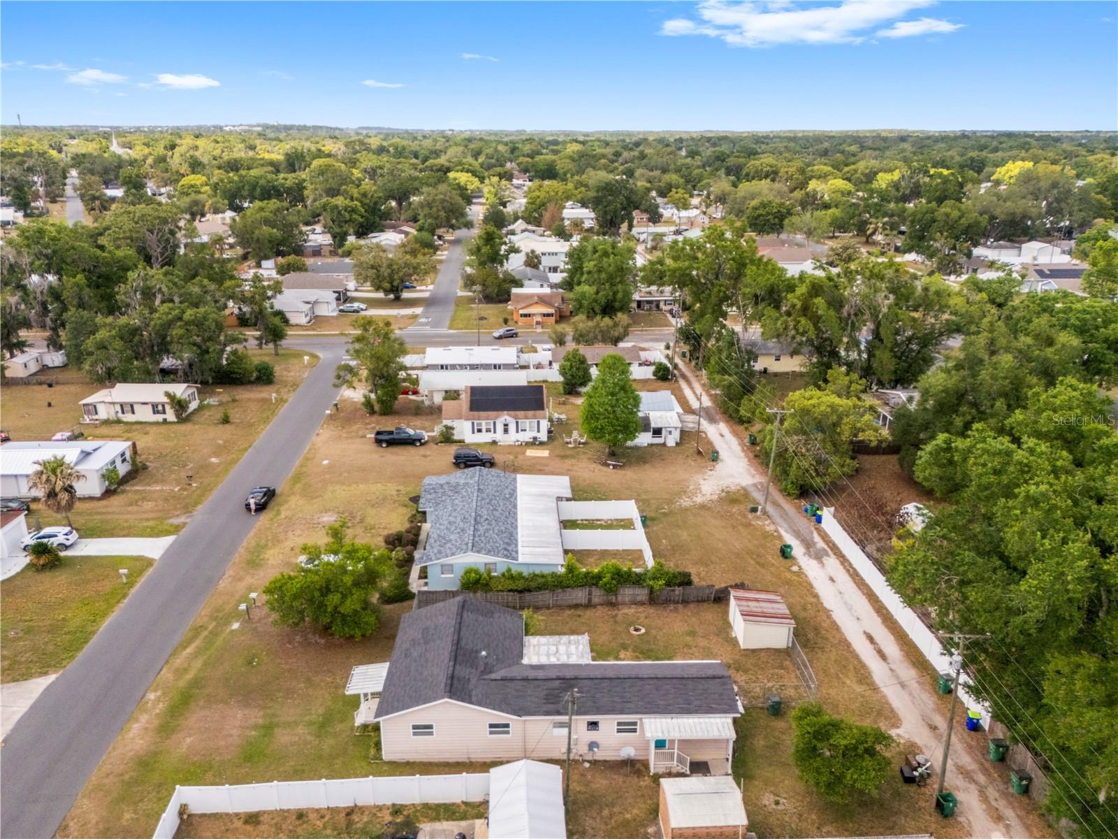 MOORES - Residential