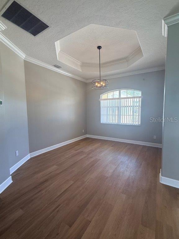 CARRIAGE GATE SUB - Residential Lease