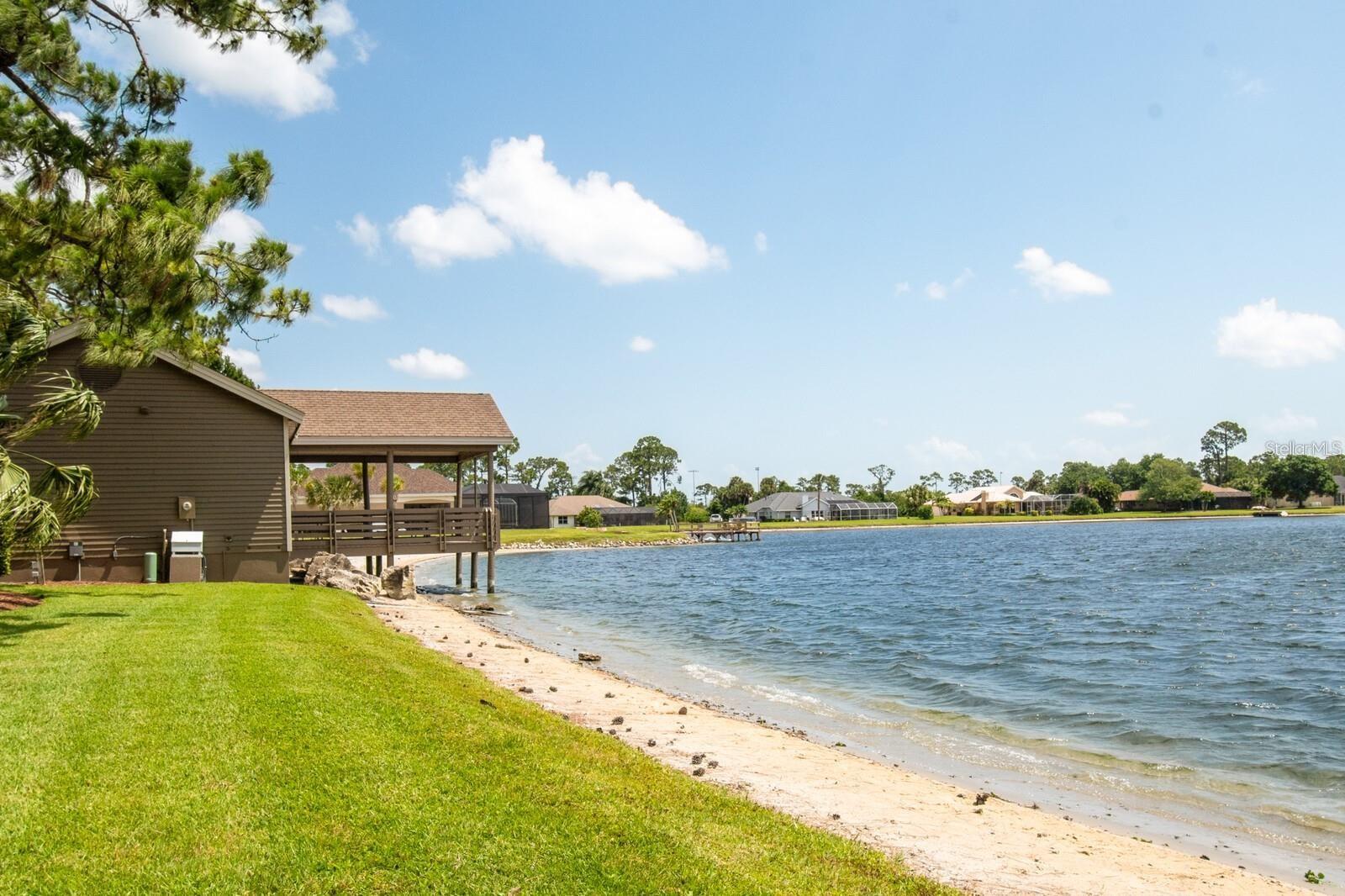 CARRIAGE GATE SUB - Residential Lease