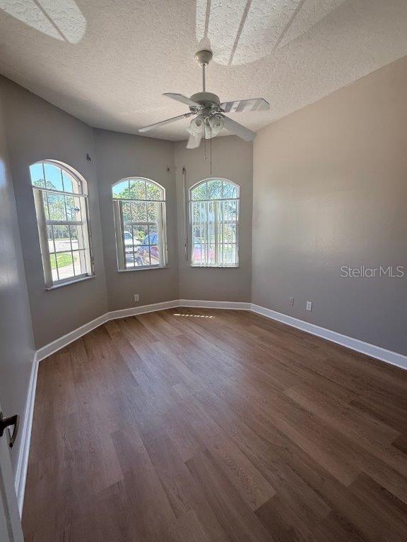 CARRIAGE GATE SUB - Residential Lease