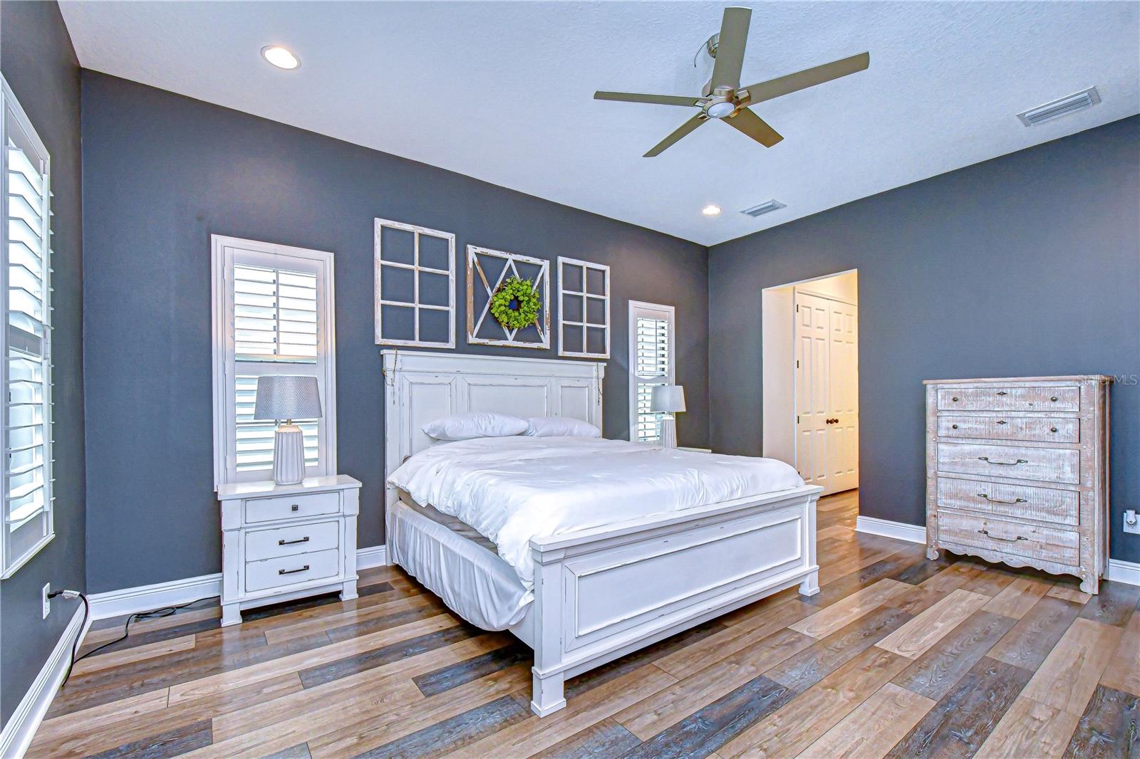 HAWKS FERN - Residential