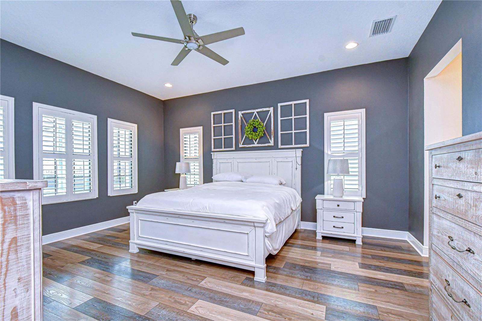 HAWKS FERN - Residential