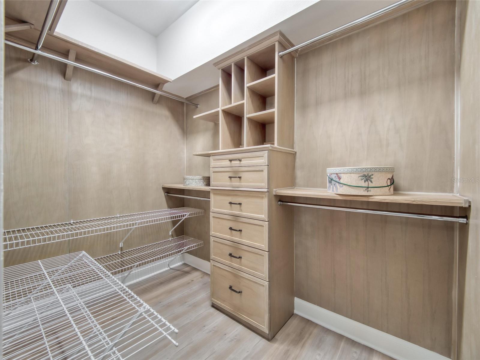 EDGEWATER VILLAGE SUBPHASE A UNIT 4B - Residential