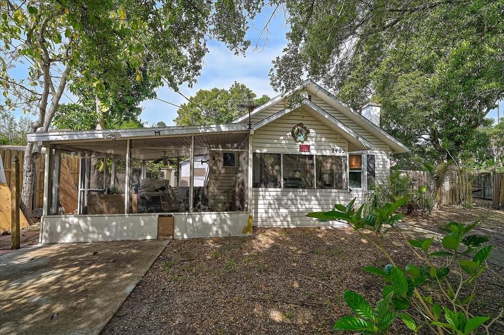 Photo of 2403 Hickory Avenue, Sarasota, FL 34234 (MLS # A4689265)