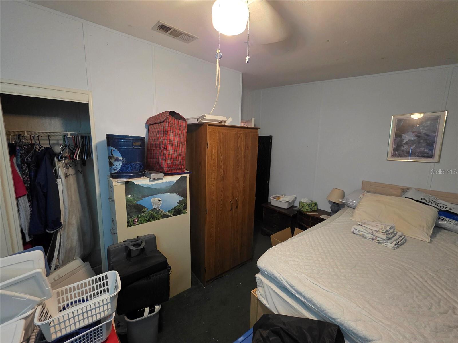 VILLAGE GROVE 01 - Residential