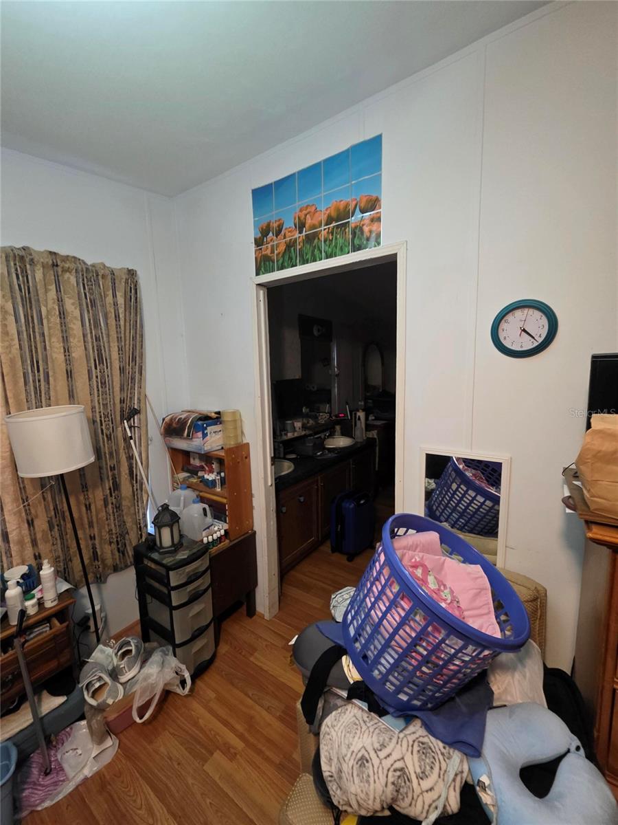 VILLAGE GROVE 01 - Residential