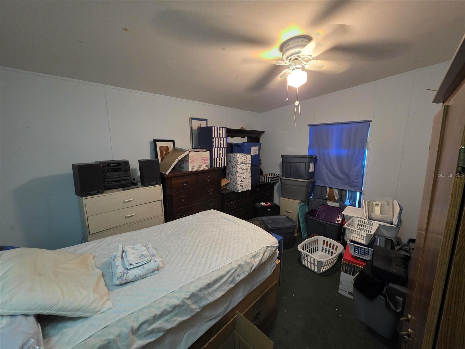 VILLAGE GROVE 01 - Residential