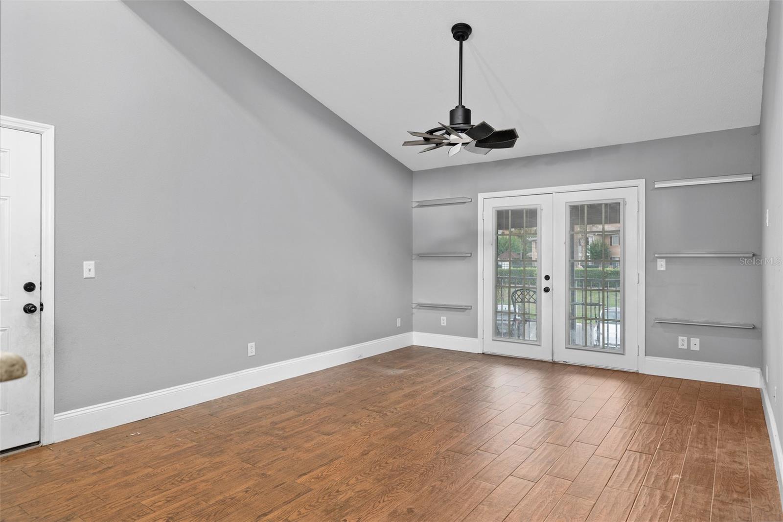 COVE AT PEARL LAKE - Residential