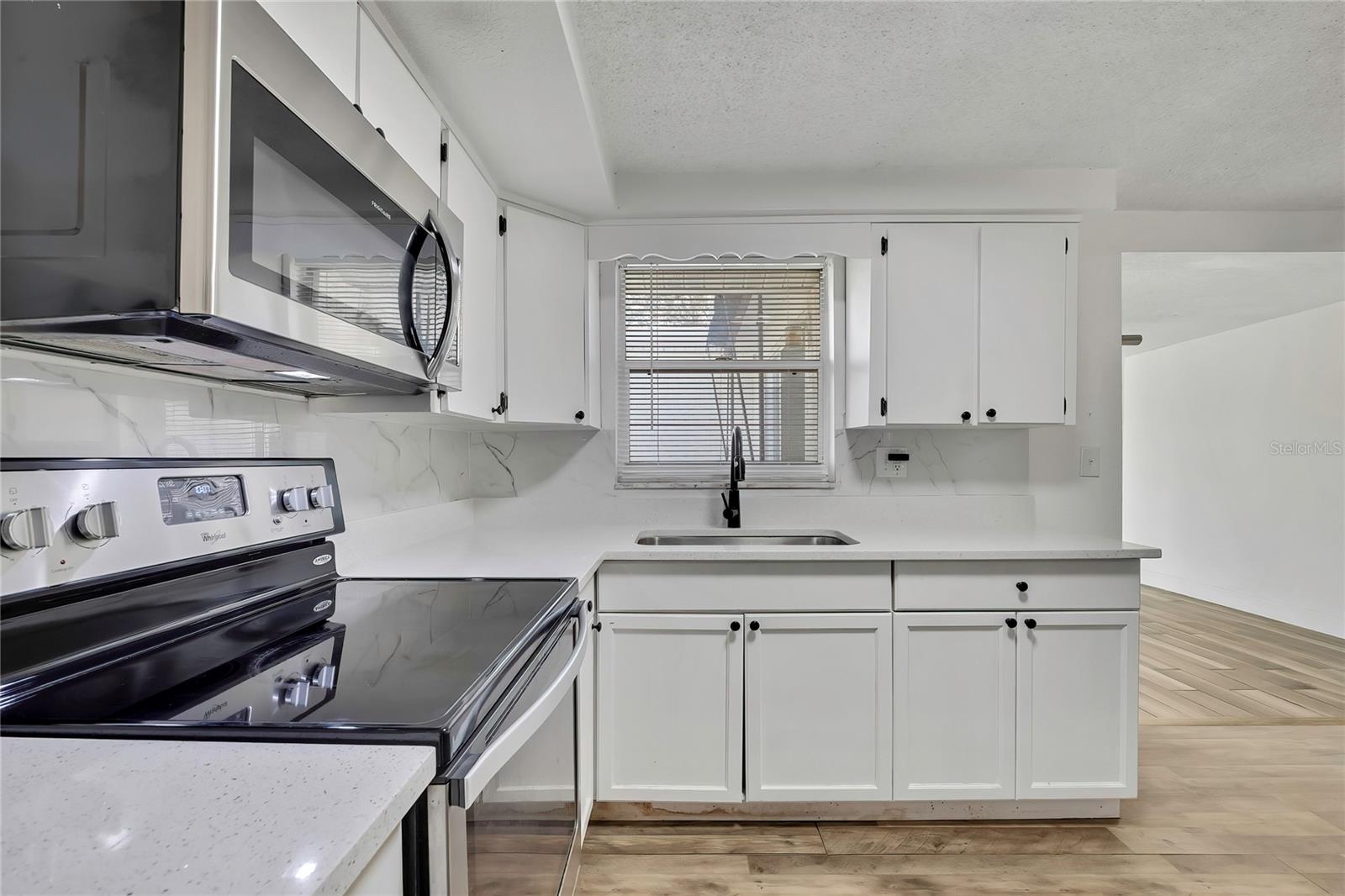 FOREST HILLS - Residential