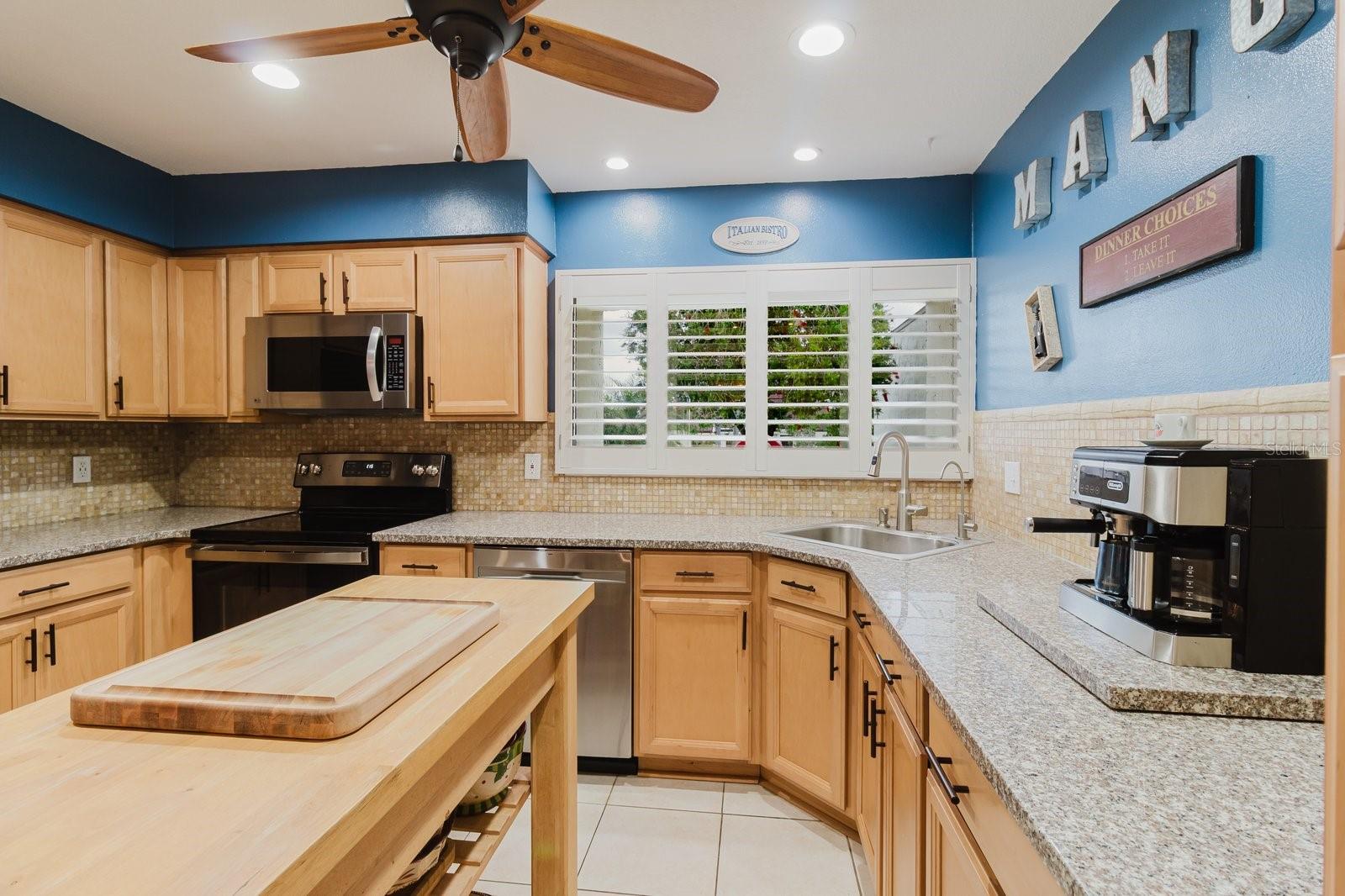 TROUBLE CREEK VILLAS - Residential