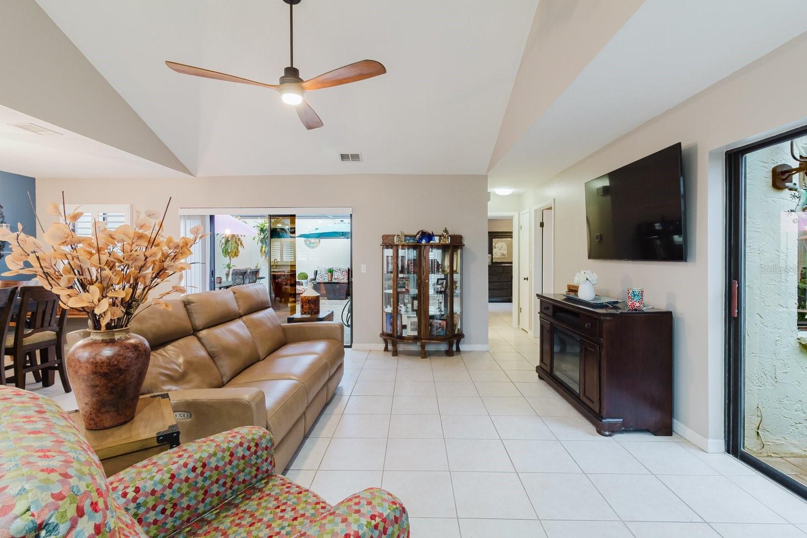 TROUBLE CREEK VILLAS - Residential