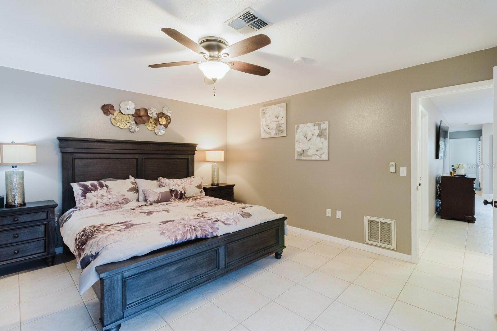 TROUBLE CREEK VILLAS - Residential