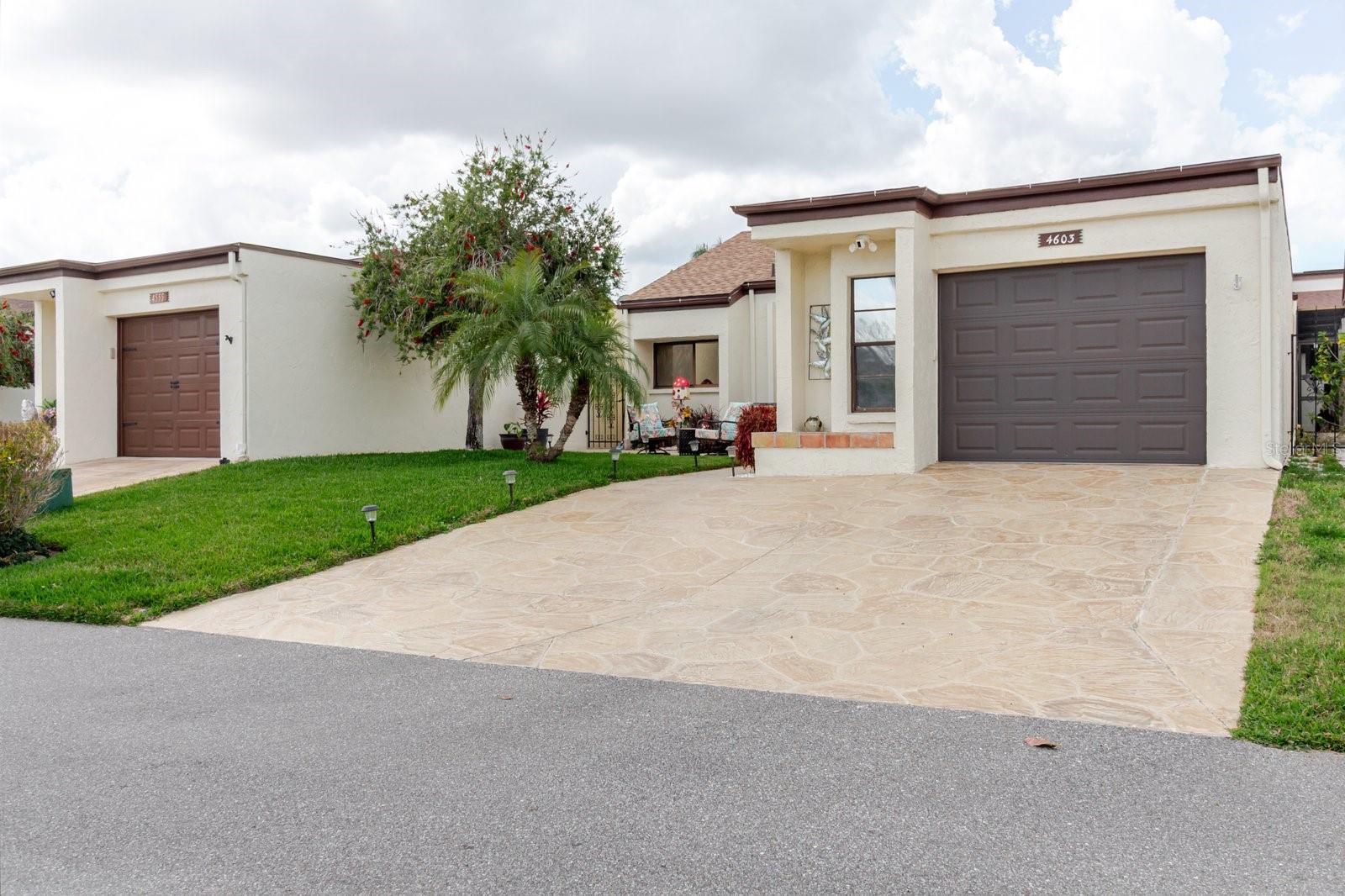 TROUBLE CREEK VILLAS - Residential