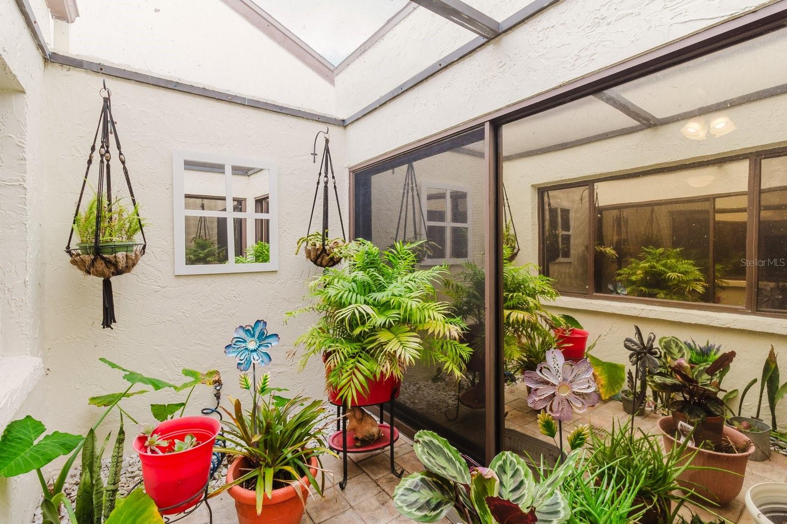 TROUBLE CREEK VILLAS - Residential