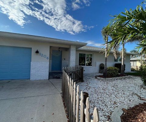 1204 SUNRISE ROAD VENICE FL 34293