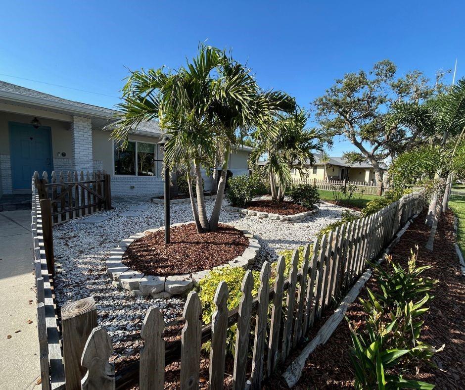 1204 SUNRISE ROAD
