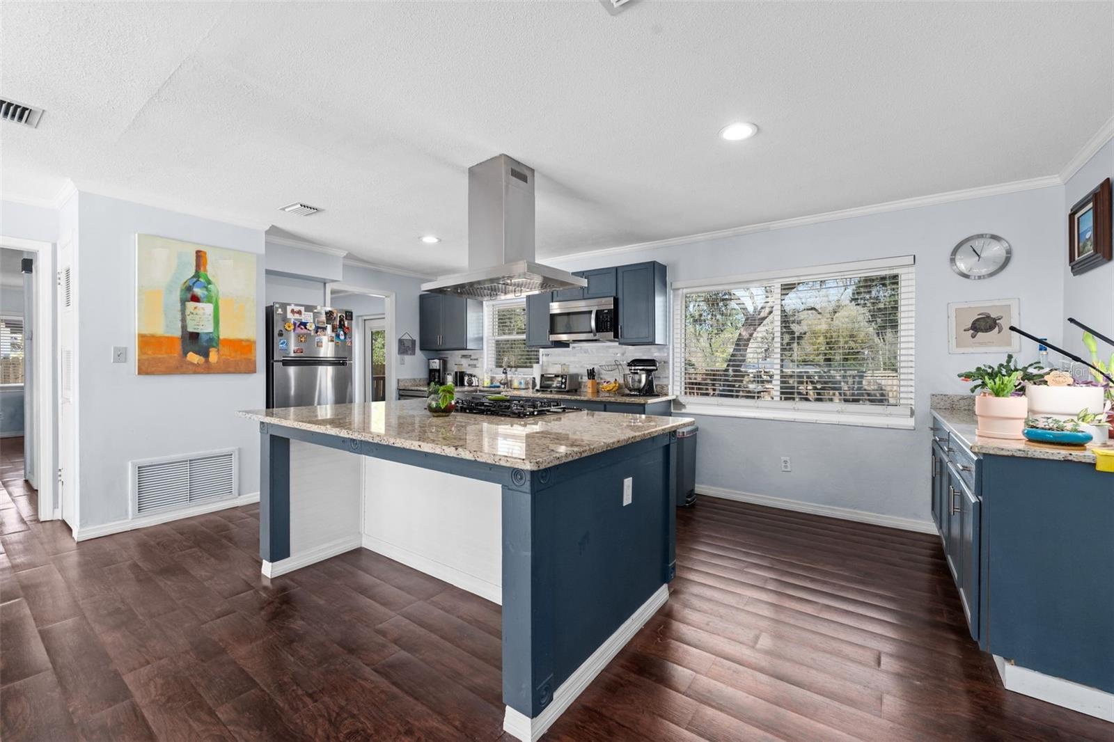 NORTHWOOD - Residential