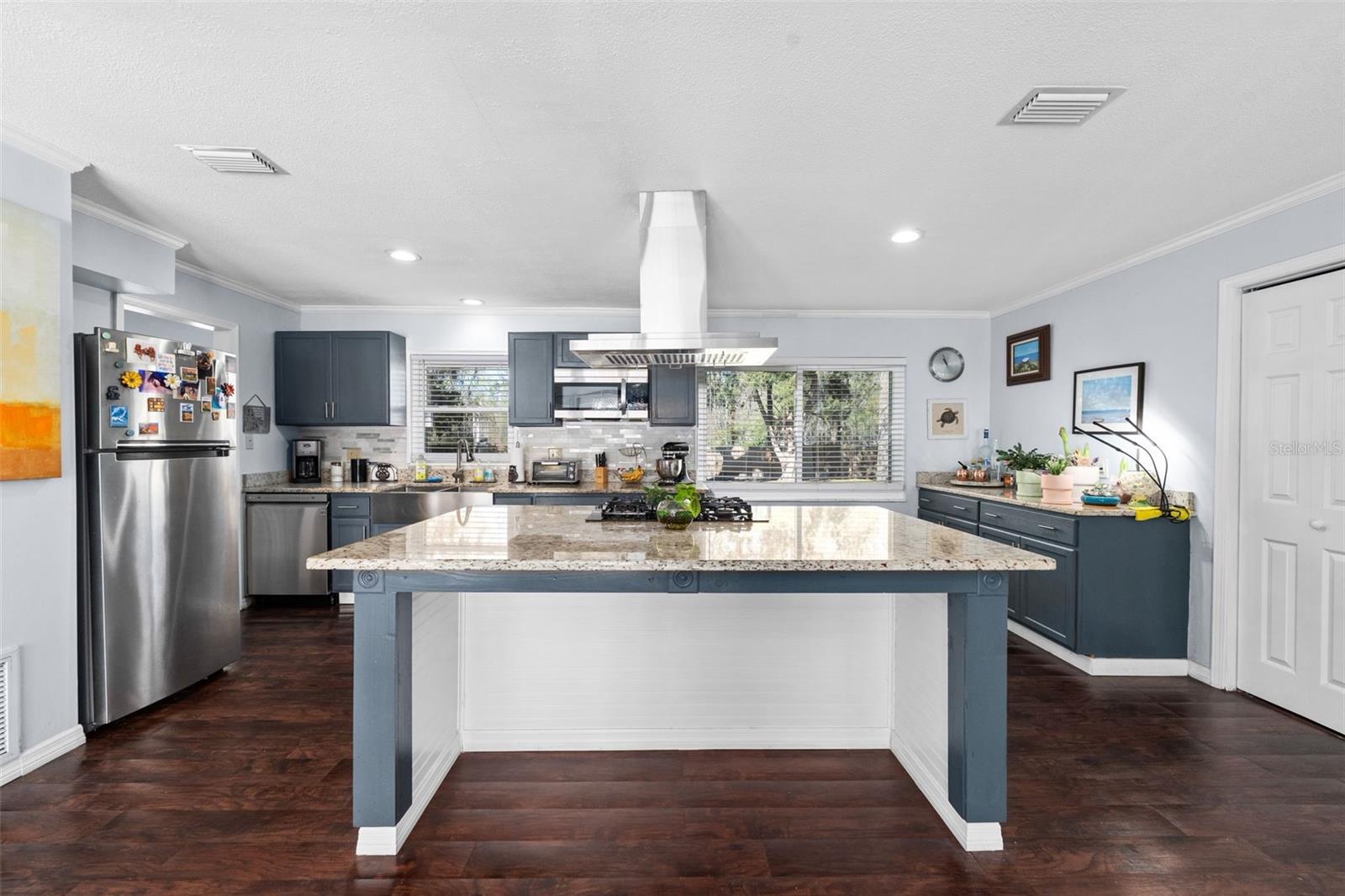 NORTHWOOD - Residential